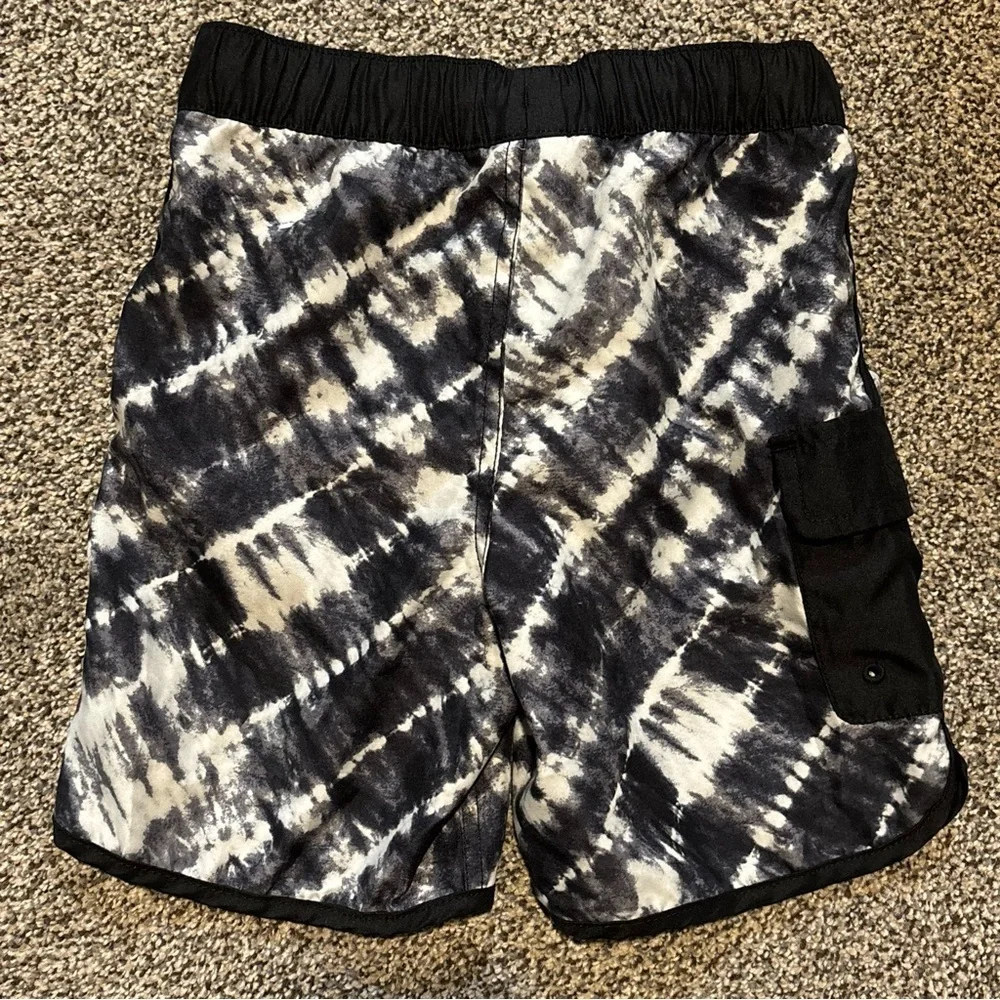 Lands' End Black & White Tie Dyed Swim Shorts Size Small 6-7